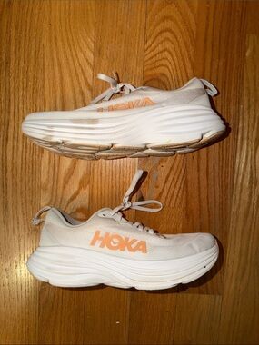 Hoka Bondi 8 Women’s White&Peach Sneakers